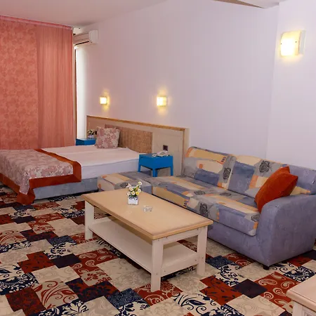 Koral Hotell Saints Constantine and Helena