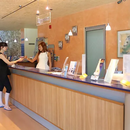 Koral St Constantin et Helena