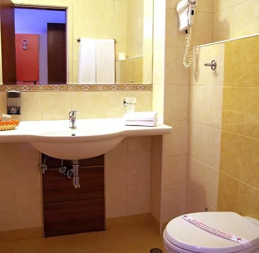 Koral סנט קונסטנטין והלנה